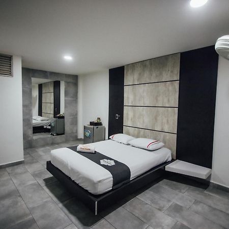Hotel Panorama Medellín Buitenkant foto